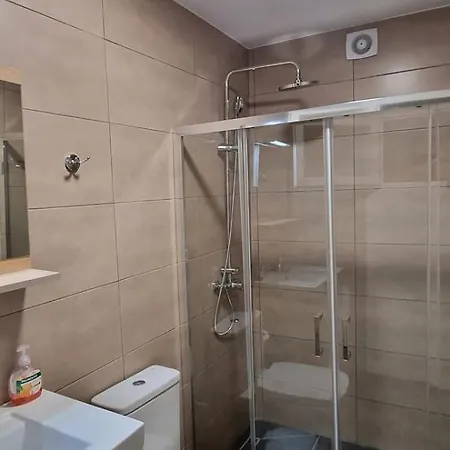 Appartement Charites: Terrace With Seaview - 100m To The Koróni